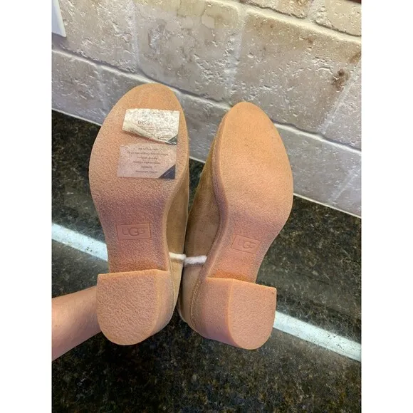 Ugg Australia Women's Kasen II Boots  Size 9 EUC