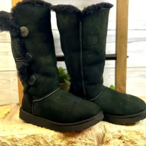 Ugg Bailey Button Triplet Boot