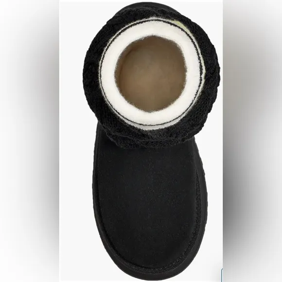 UGG® black cabke knit Sweater yellow cream trim Tall platform Boots size 10 new