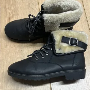 UGG Black Cream Heeled Boots with Sherpa Lining