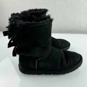 Ugg Boots Bailey Bow ll Solid Black Fur Lined Bow Back‎ Snow Winter Warm Knit