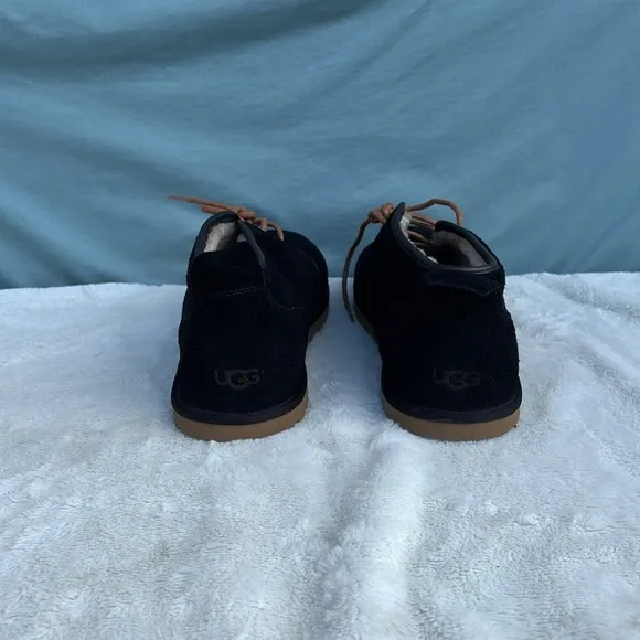 UGG Boots, Men's Black Suede Chakka Style Size 17, Tie Closure, Like New