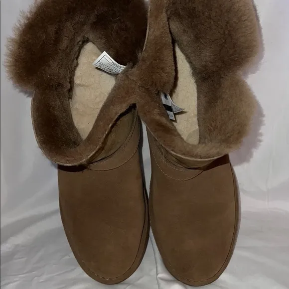 UGG Brown Winter Suede Boots with Sheepskin Lining SZ 9.5