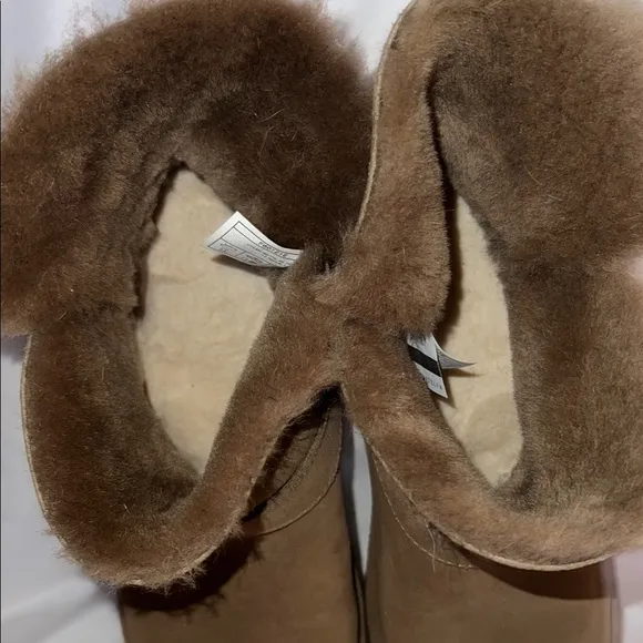 UGG Brown Winter Suede Boots with Sheepskin Lining SZ 9.5