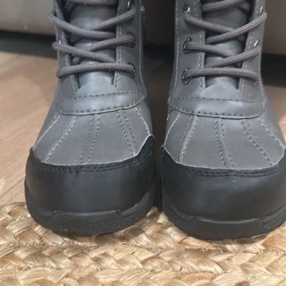 UGG BUTTE II TOGGLE TALL CWR BOOTS - kids 1