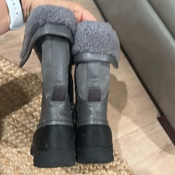 UGG BUTTE II TOGGLE TALL CWR BOOTS - kids 1