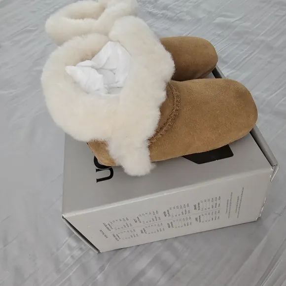 Ugg Chesnut Infant Boots