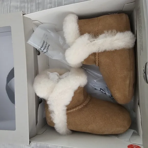 Ugg Chesnut Infant Boots