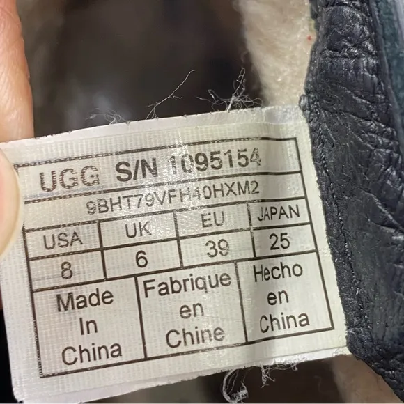 UGG Cheyne Boots