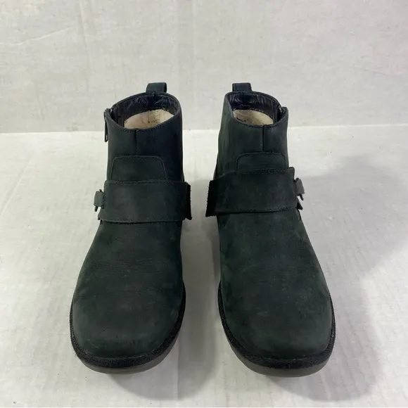 UGG Cheyne Boots
