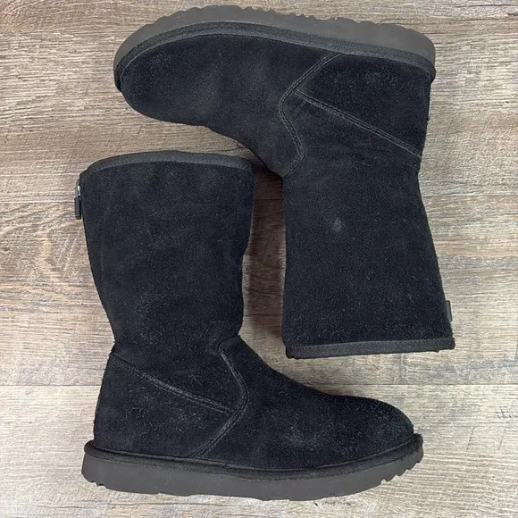 UGG Classic Black Suede Boots S/N 1103029K Size Kids 3