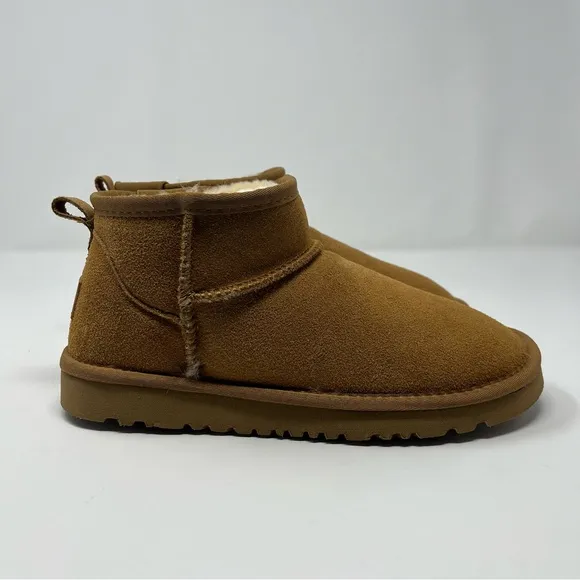 UGG Classic Mini II Boot Chestnut Brown Women’s Size 7