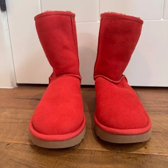 UGG Classic Short Ankle Boots | Red Suede Shearling | Size 5 | Like New