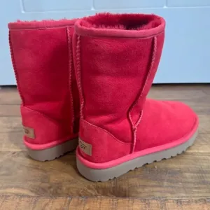 UGG Classic Short Ankle Boots | Red Suede Shearling | Size 5 | Like New