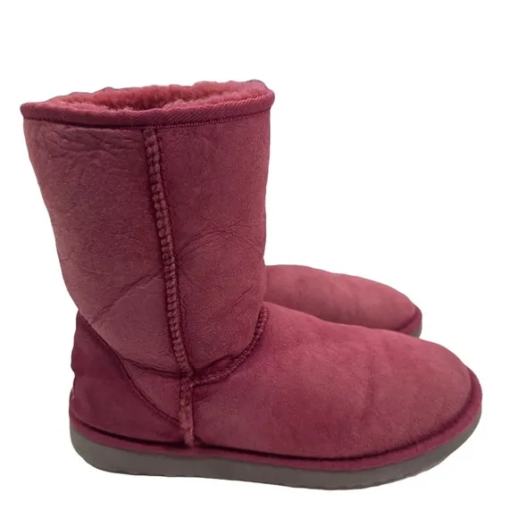 UGG Classic Short Boots 8 Pink Sheepskin Suede Slip-On Warm Winter Booties