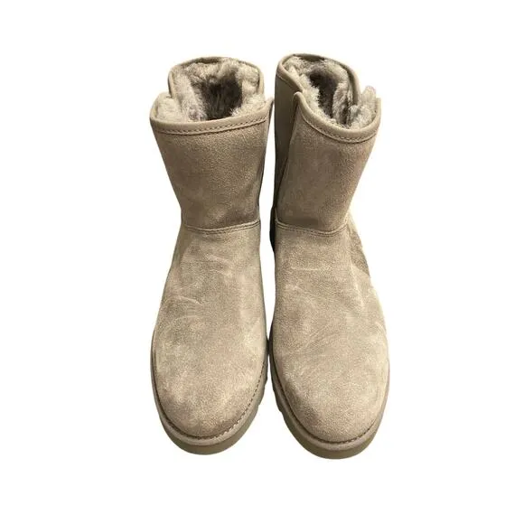 UGG Cory II Genuine Shearling Lined Boot Suede Leather Pull On Winter Gray 6.5