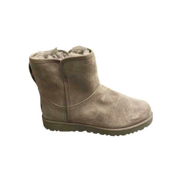 UGG Cory II Genuine Shearling Lined Boot Suede Leather Pull On Winter Gray 6.5