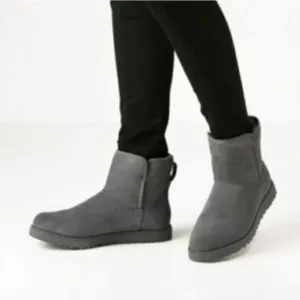 UGG Cory II Genuine Shearling Lined Boot Suede Leather Pull On Winter Gray 6.5