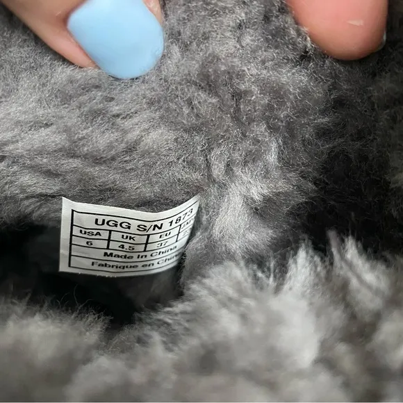 UGG Gray Fur-Lined Boots women’s size 6