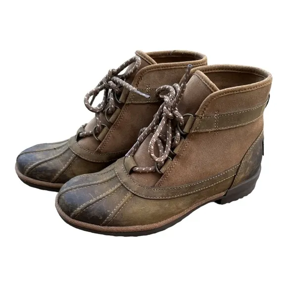 UGG Greda Waterproof Duck Boot Women’s Size 7 Chestnut Brown Warm