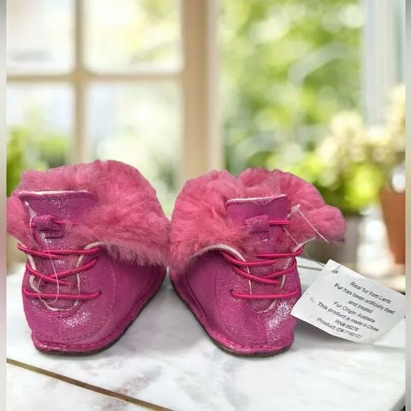 UGG Infant Baby Toddler Winter Boo Crib Shearling Boots Size 6/7 L 18-24 Months