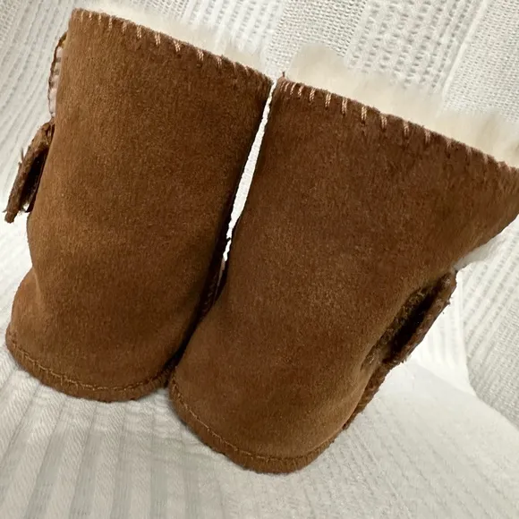 Ugg Infant Size 4 Erin Boots Excellent Used Condition