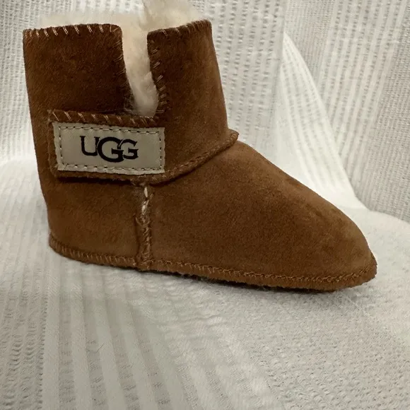 Ugg Infant Size 4 Erin Boots Excellent Used Condition