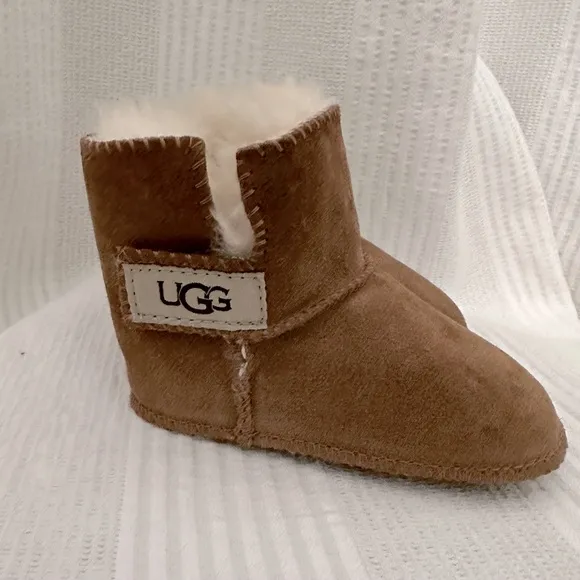 Ugg Infant Size 4 Erin Boots Excellent Used Condition