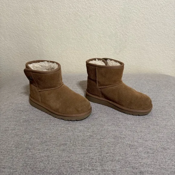 UGG Jona Boots
