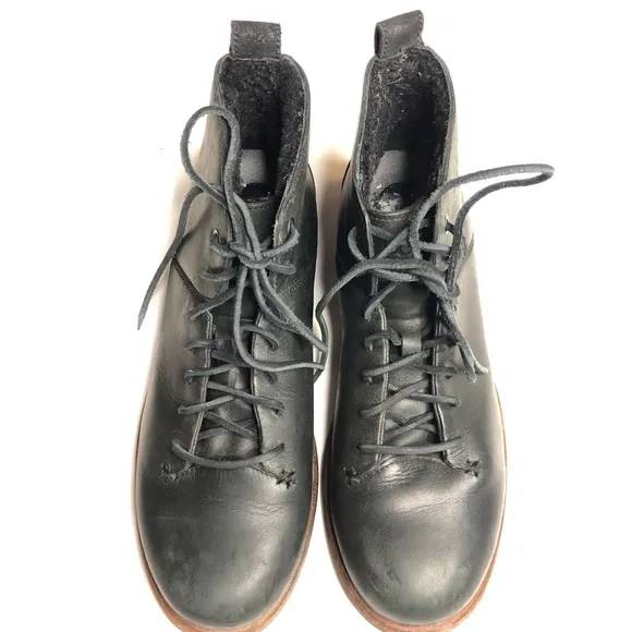 UGG Keaton lace up black leather ankle boots
