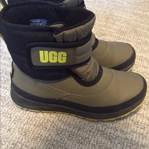 UGG Kids Taney weather Boots