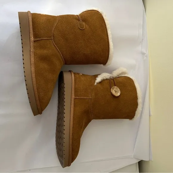 Ugg Koolaburra Nalie Short Boot Size 6 Chestnut