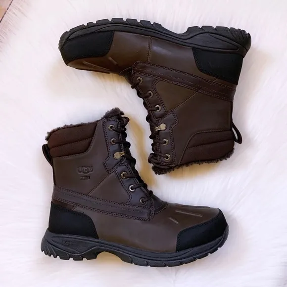 UGG Men’s Felton Stout Waterproof Leather Boots