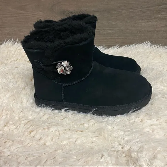UGG | Mini Bailey Button Gem Black Boots NEW 6, 7