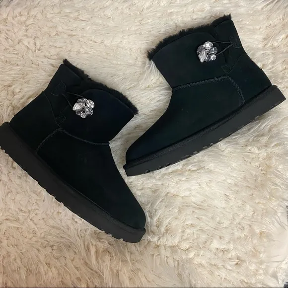 UGG | Mini Bailey Button Gem Black Boots NEW 6, 7