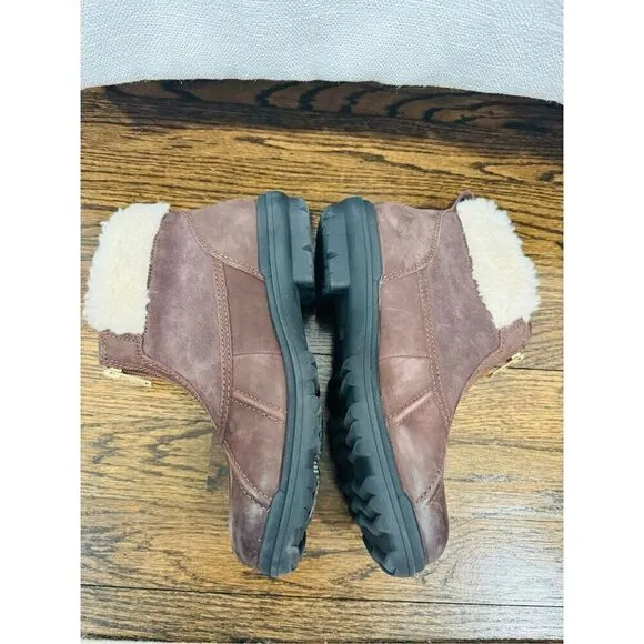 UGG NWOB Hagsburg Zip Brown Waterproof Ankle Boots