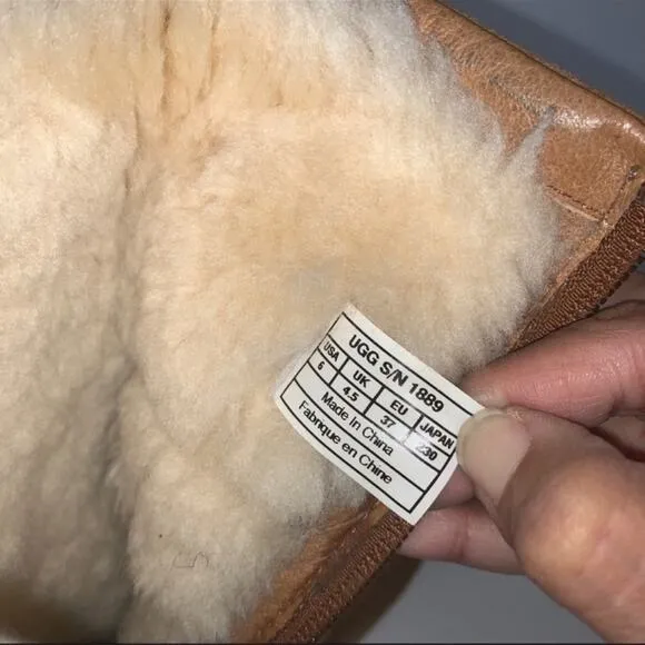 UGG Roslynn Suede Tan Chestnut Boots Size 6
