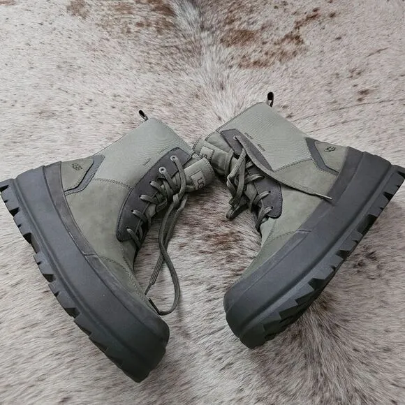 UGG The UGG Lug Women's Platform Lace Up Sneaker Boots Moss Green NEW