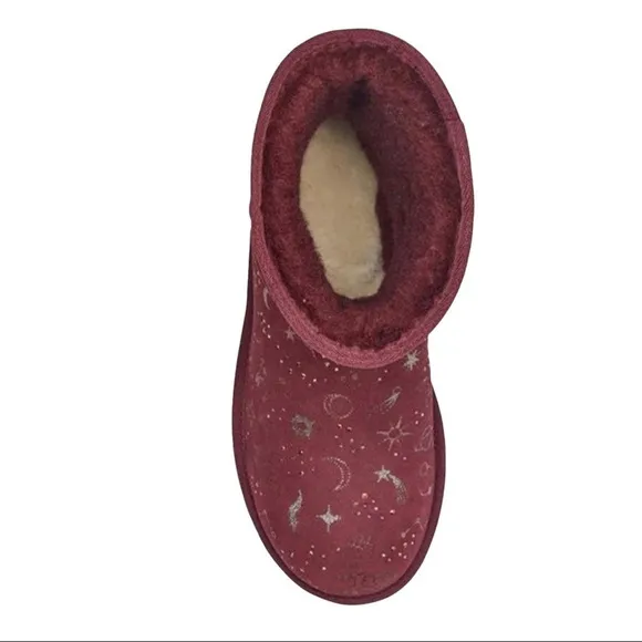 Ugg Wild Grape Classic Zodiac Short Suede Boots Women’s Size 6 Cozy Warm Classic