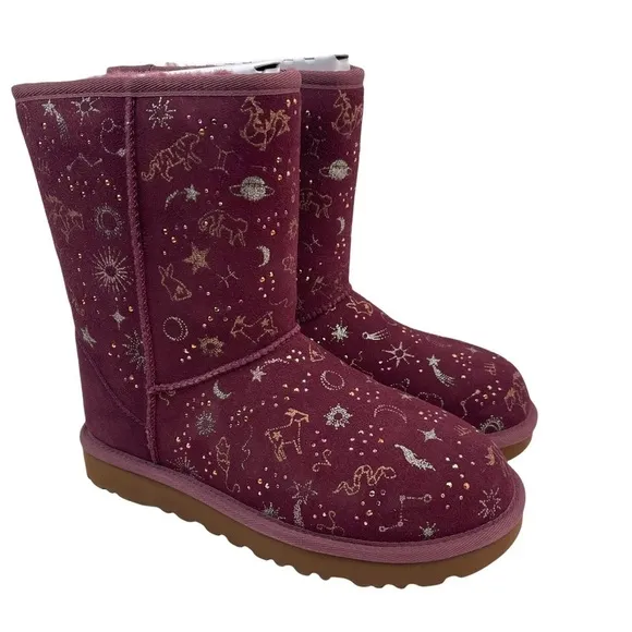 Ugg Wild Grape Classic Zodiac Short Suede Boots Women’s Size 6 Cozy Warm Classic