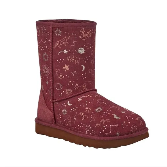Ugg Wild Grape Classic Zodiac Short Suede Boots Women’s Size 6 Cozy Warm Classic