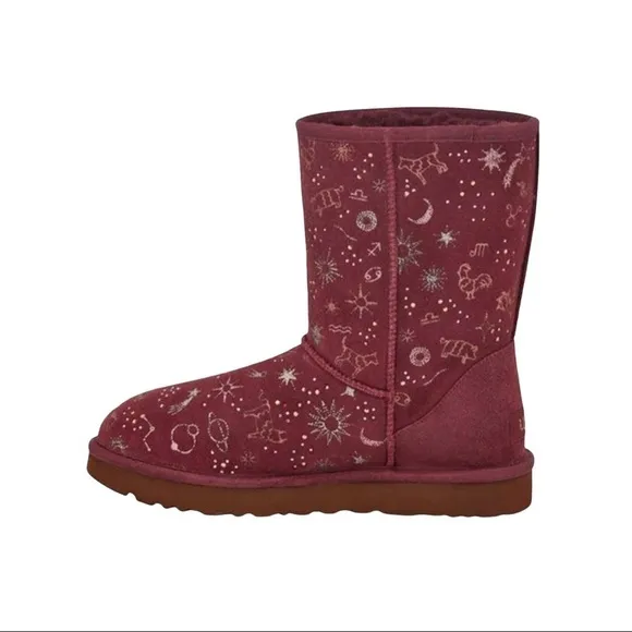 Ugg Wild Grape Classic Zodiac Short Suede Boots Women’s Size 6 Cozy Warm Classic