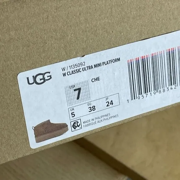 UGG Women's Classic Ultra Mini Platform Boot, Chestnut, 7 NWB S186