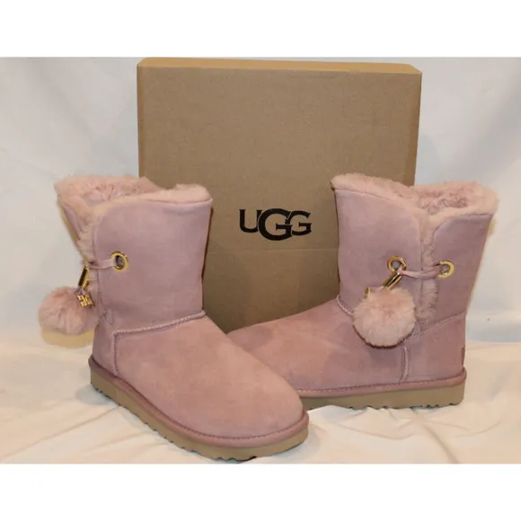 UGG‎ WOMEN'S IRINA STAR CHARM BAILEY POM SUEDE SHEARLING ANKLE BOOTS PINK