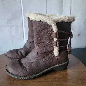 UGG Women’s Sz 8 Akadia Stout Brown Leather Boots, Snow/Winter, Sherpa Lined EUC