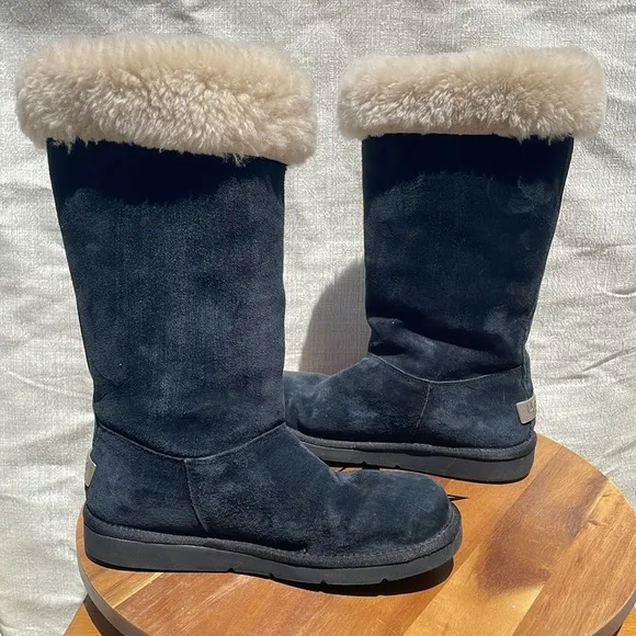UGG Women’s Upside Tall Boots Black Size 8