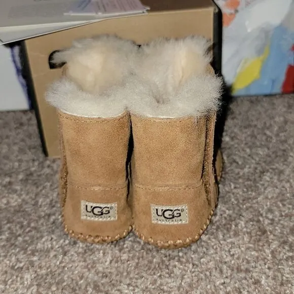 Ugg Australia Caden Infant Chestnut Snow Boots Size 2/3 6-12 months