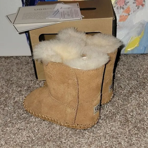 Ugg Australia Caden Infant Chestnut Snow Boots Size 2/3 6-12 months