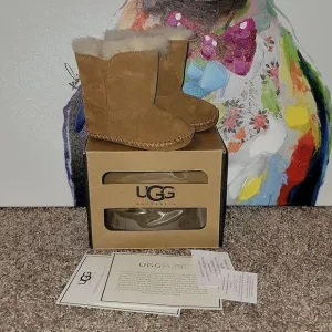 Ugg Australia Caden Infant Chestnut Snow Boots Size 2/3 6-12 months