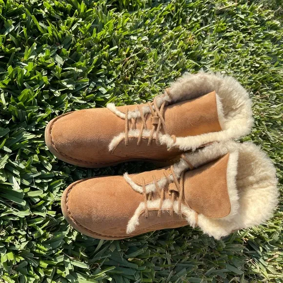 UGG🍁🍂Quincy Chestnut winter boots 6